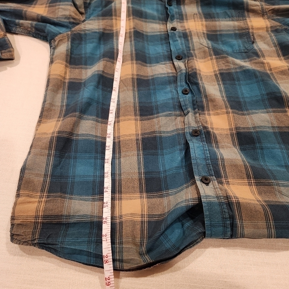 Columbia men's 100% cotton plaid button down - Picture 4 of 9